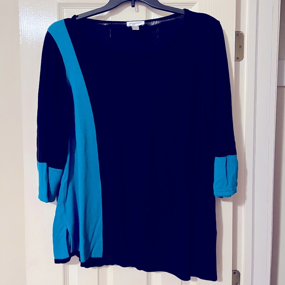 AVENUE Light tunic sweater